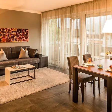 Hidalgo Aparthotel Postal / Burgstall